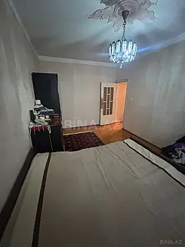 Satılır 5 otaqlı mənzil 130 m²