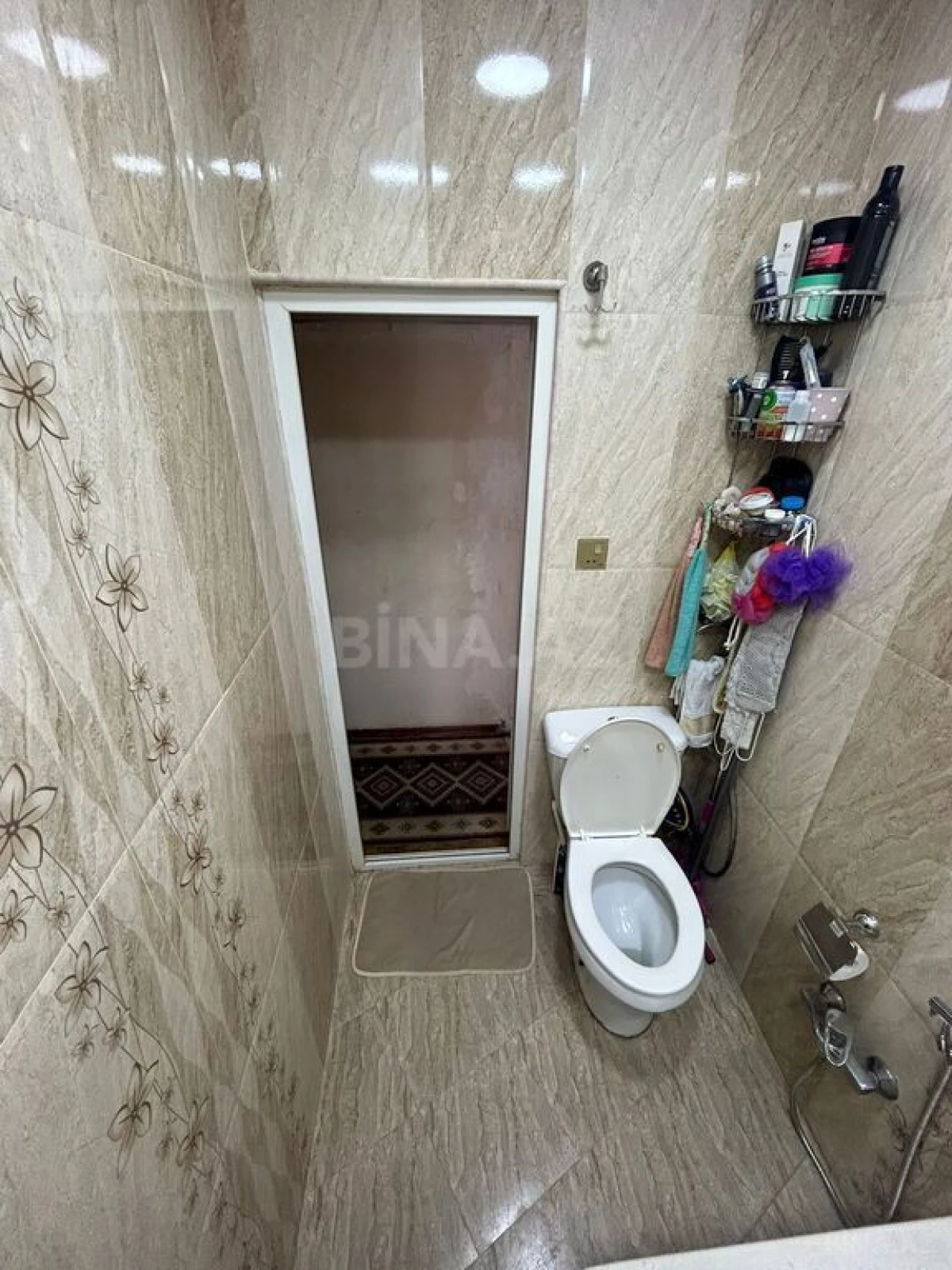 Satılır 5 otaqlı mənzil 130 m²