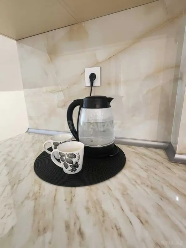 Kirayə verilir 2 otaqlı mənzil 74 m²