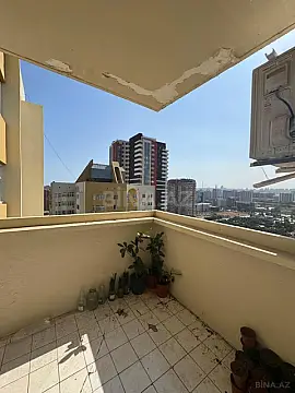Satılır 5 otaqlı mənzil 170 m²