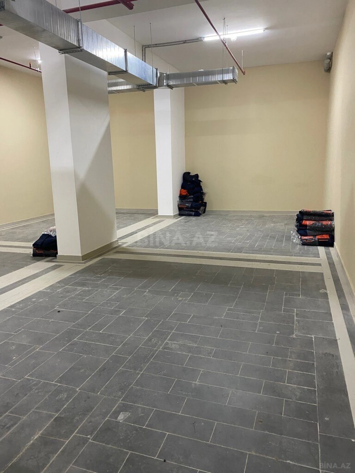 Kirayə verilir obyekt 84 m²