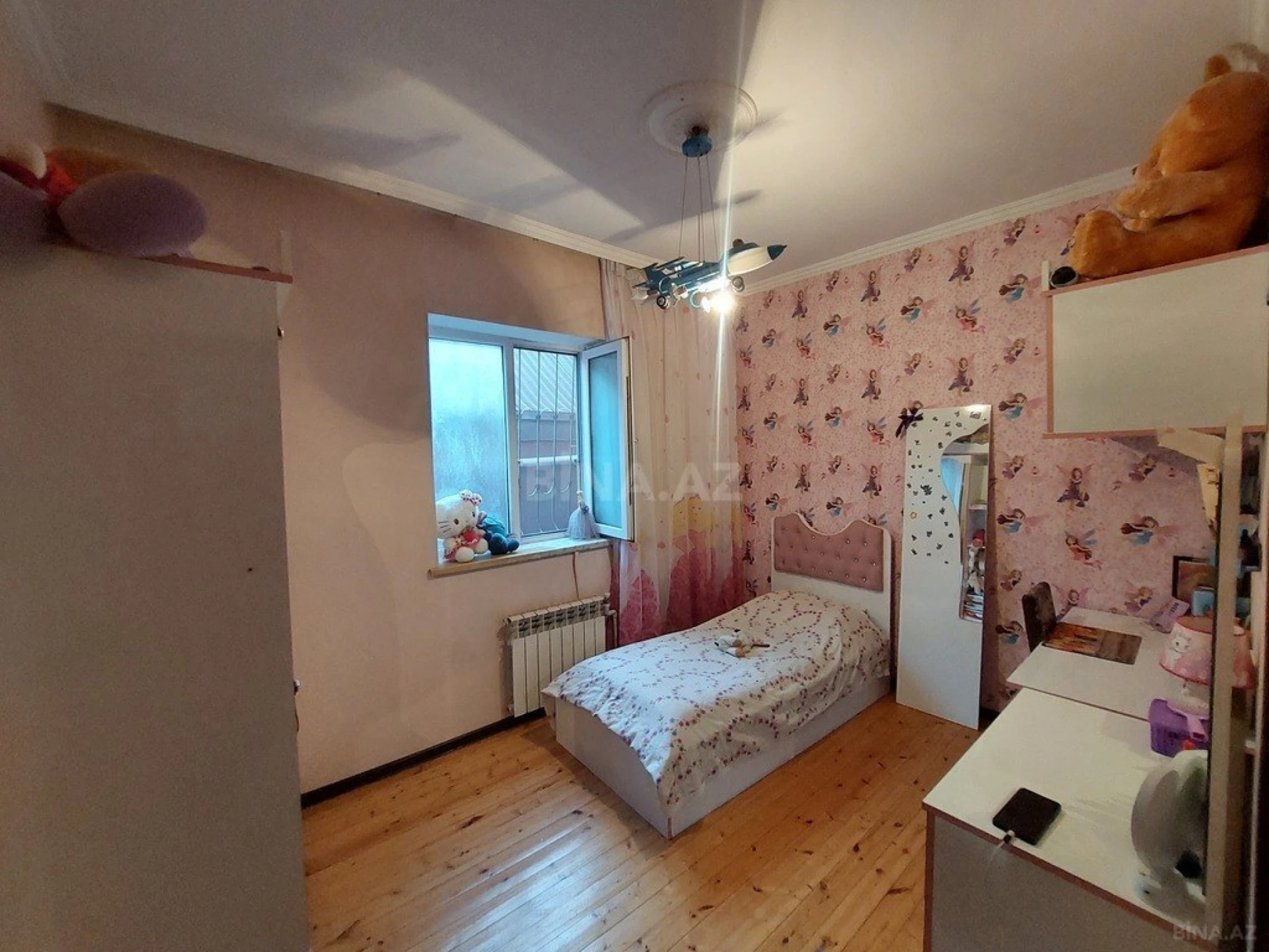 Satılır 4 otaqlı həyət evi 100 m²