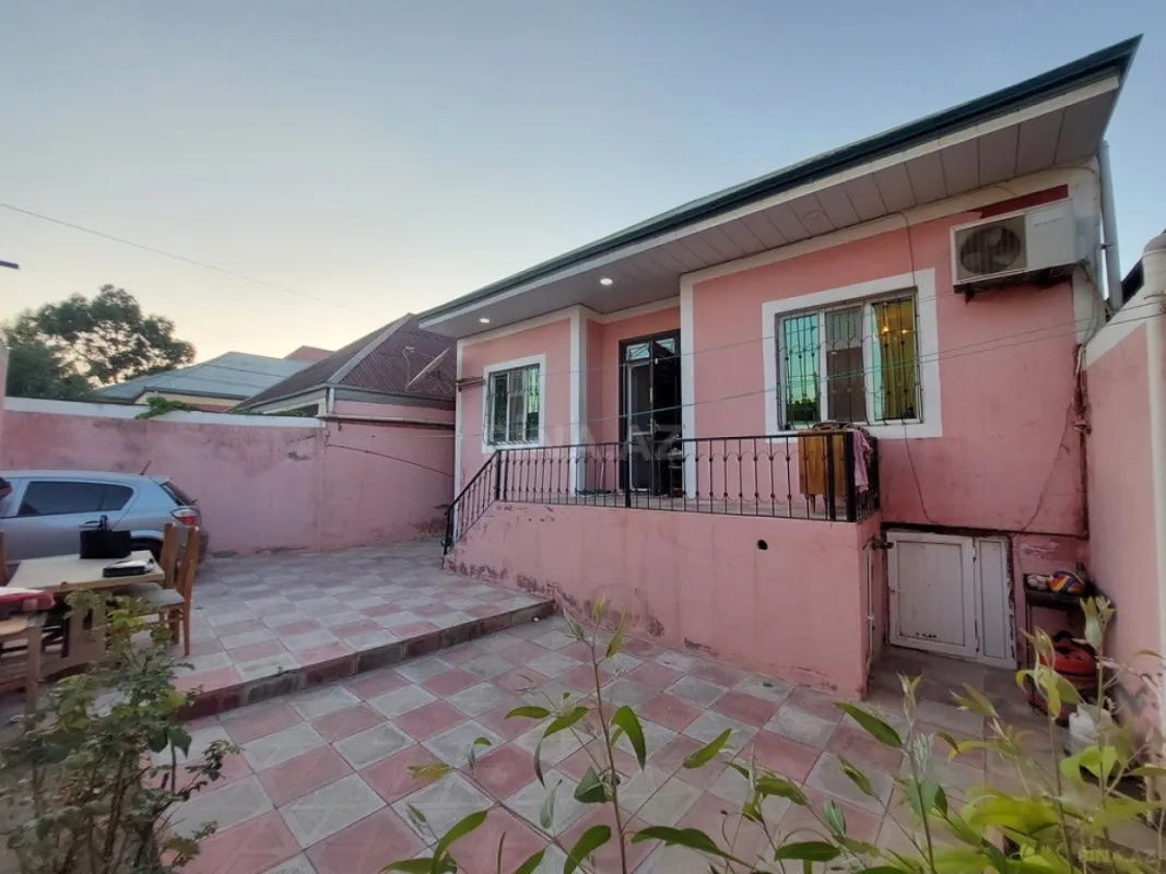 Satılır 4 otaqlı həyət evi 100 m²