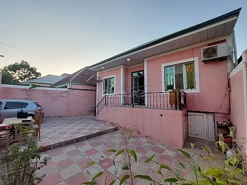 Satılır 4 otaqlı həyət evi 100 m²