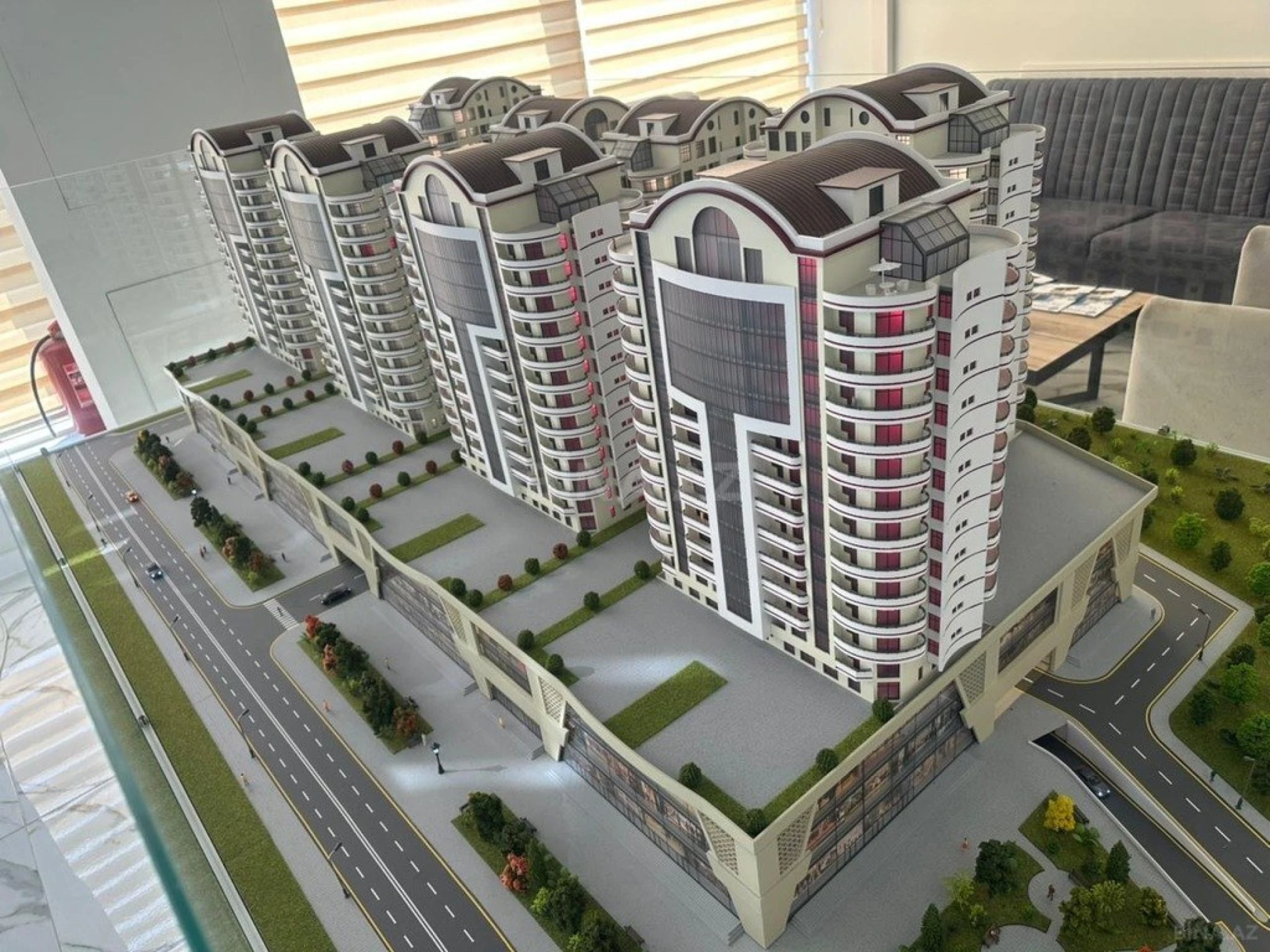 Satılır 2 otaqlı mənzil 77 m²