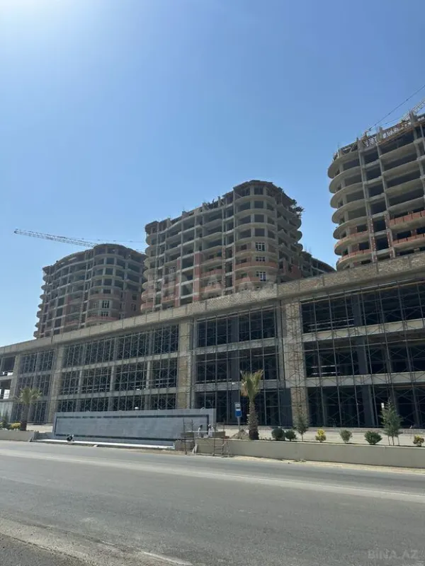 Satılır 2 otaqlı mənzil 77 m²