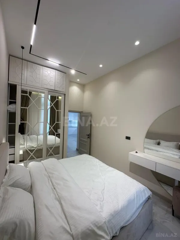 Kirayə verilir 2 otaqlı mənzil 83 m²