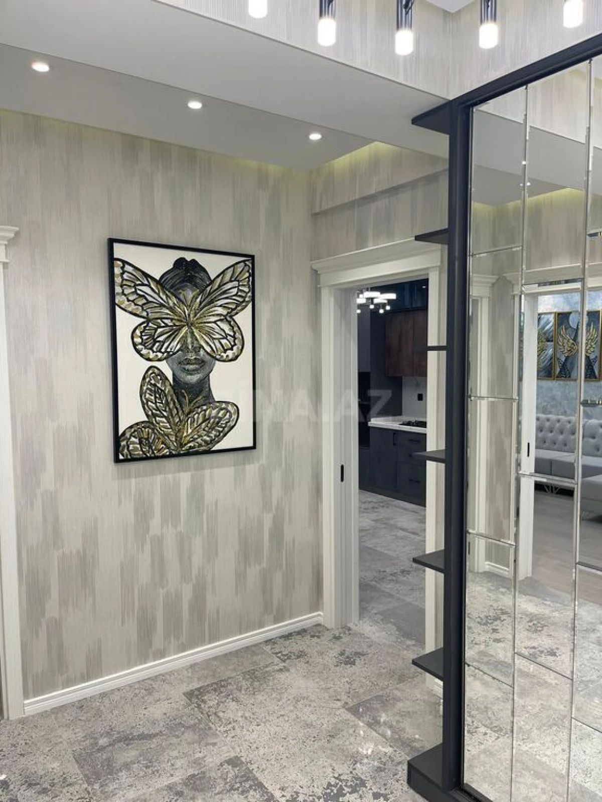 Kirayə verilir 2 otaqlı mənzil 85 m²