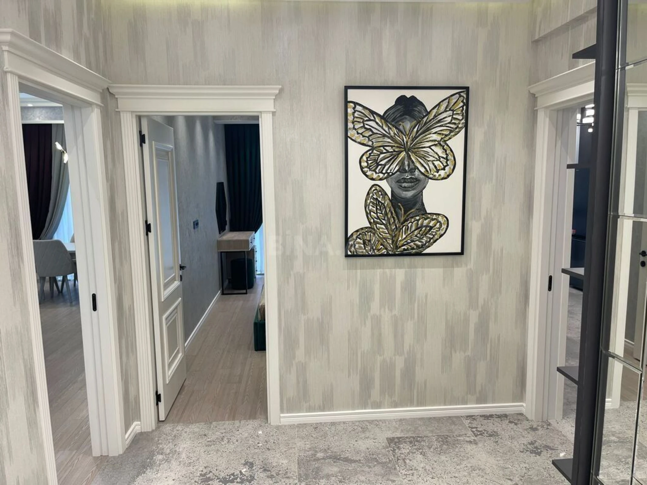 Kirayə verilir 2 otaqlı mənzil 85 m²