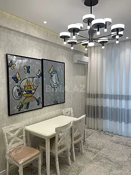 Kirayə verilir 2 otaqlı mənzil 85 m²