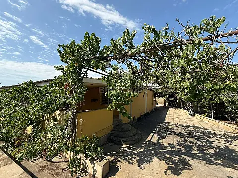 Satılır torpaq sahəsi 12 m²