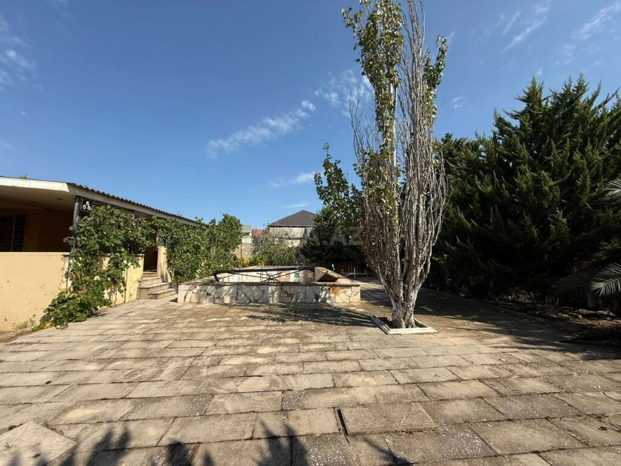 Satılır torpaq sahəsi 12 m²