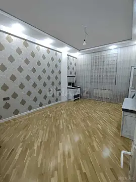 Satılır 4 otaqlı mənzil 180 m²