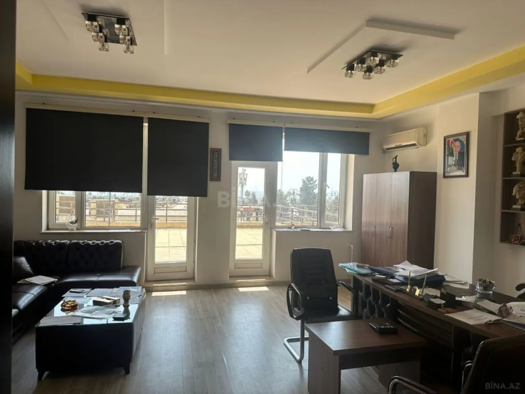 Satılır obyekt 400 m²