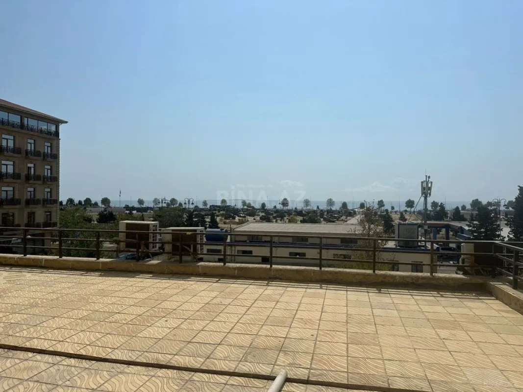 Satılır obyekt 400 m²