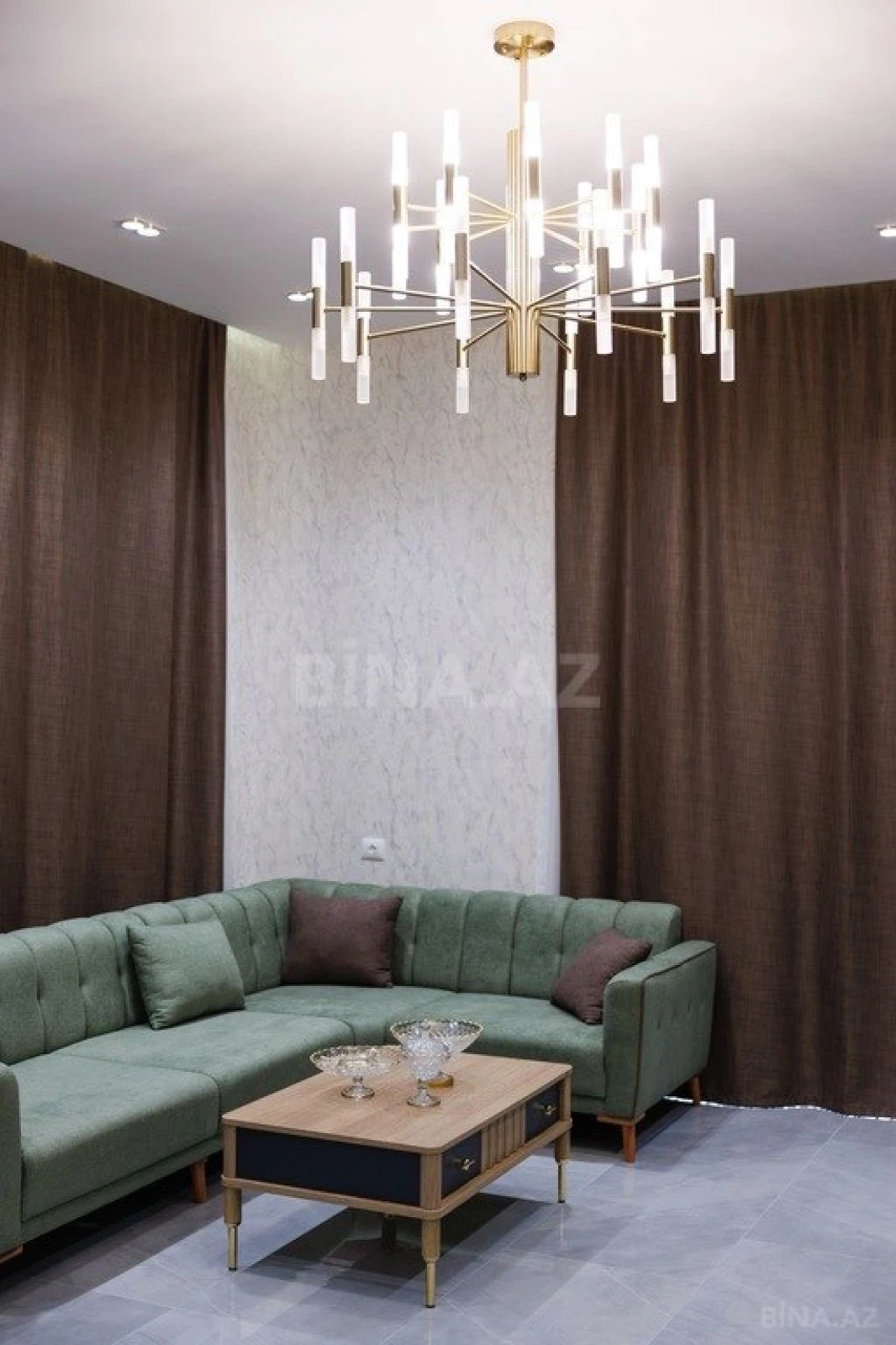 Kirayə verilir 5 otaqlı həyət evi 400 m²