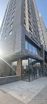 Satılır obyekt 380 m²