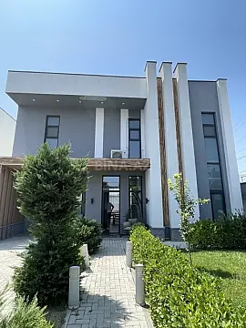 Kirayə verilir 4 otaqlı həyət evi 300 m²