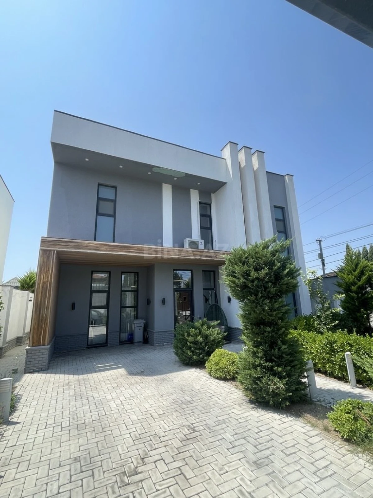 Kirayə verilir 4 otaqlı həyət evi 300 m²