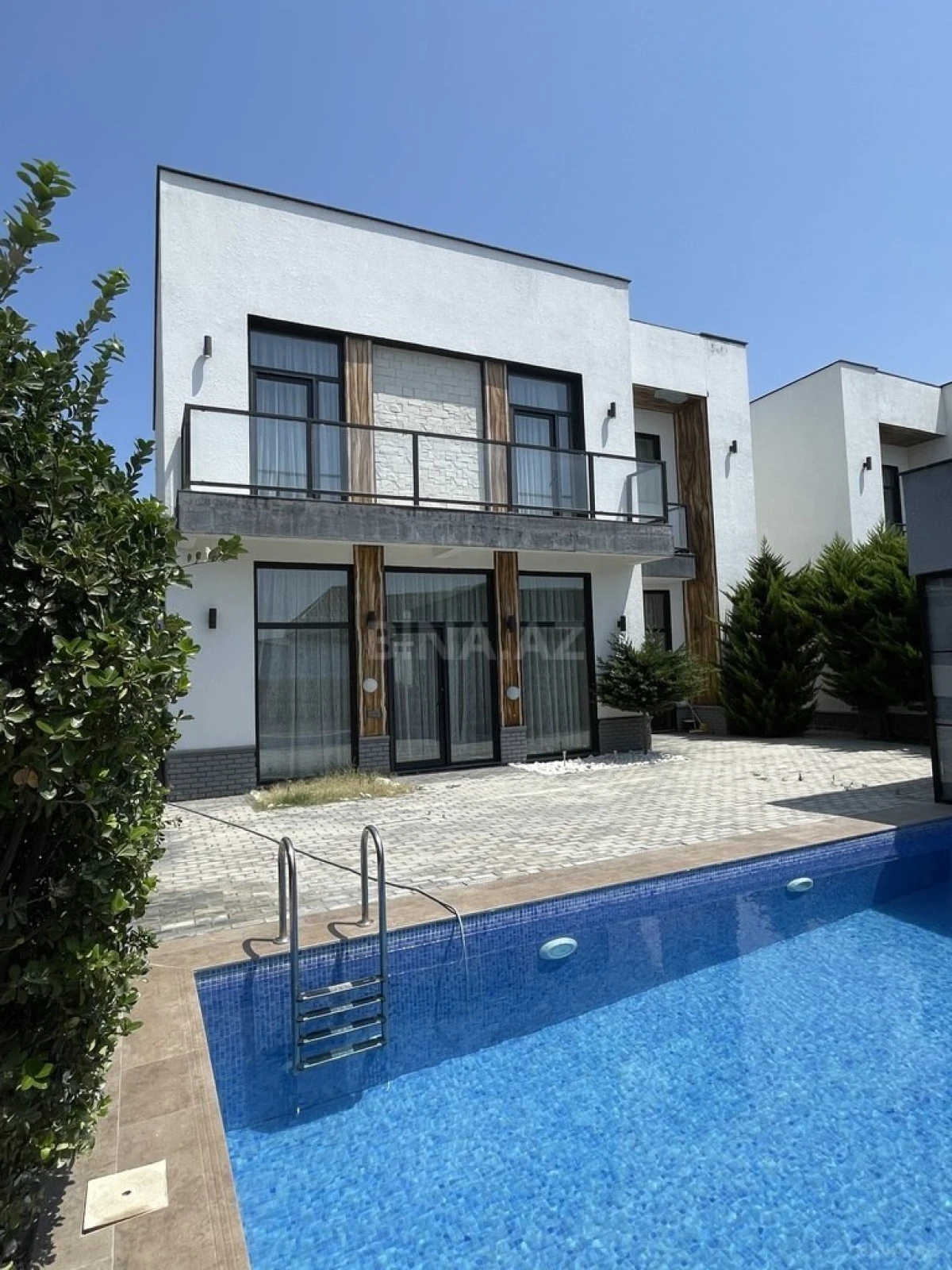 Kirayə verilir 4 otaqlı həyət evi 300 m²