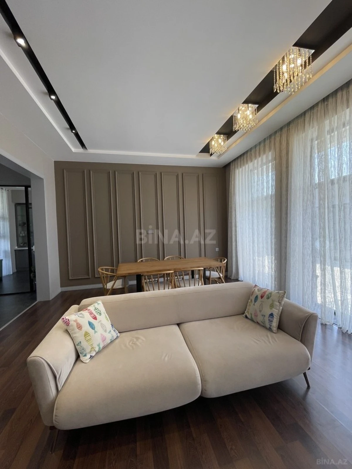 Kirayə verilir 4 otaqlı həyət evi 300 m²
