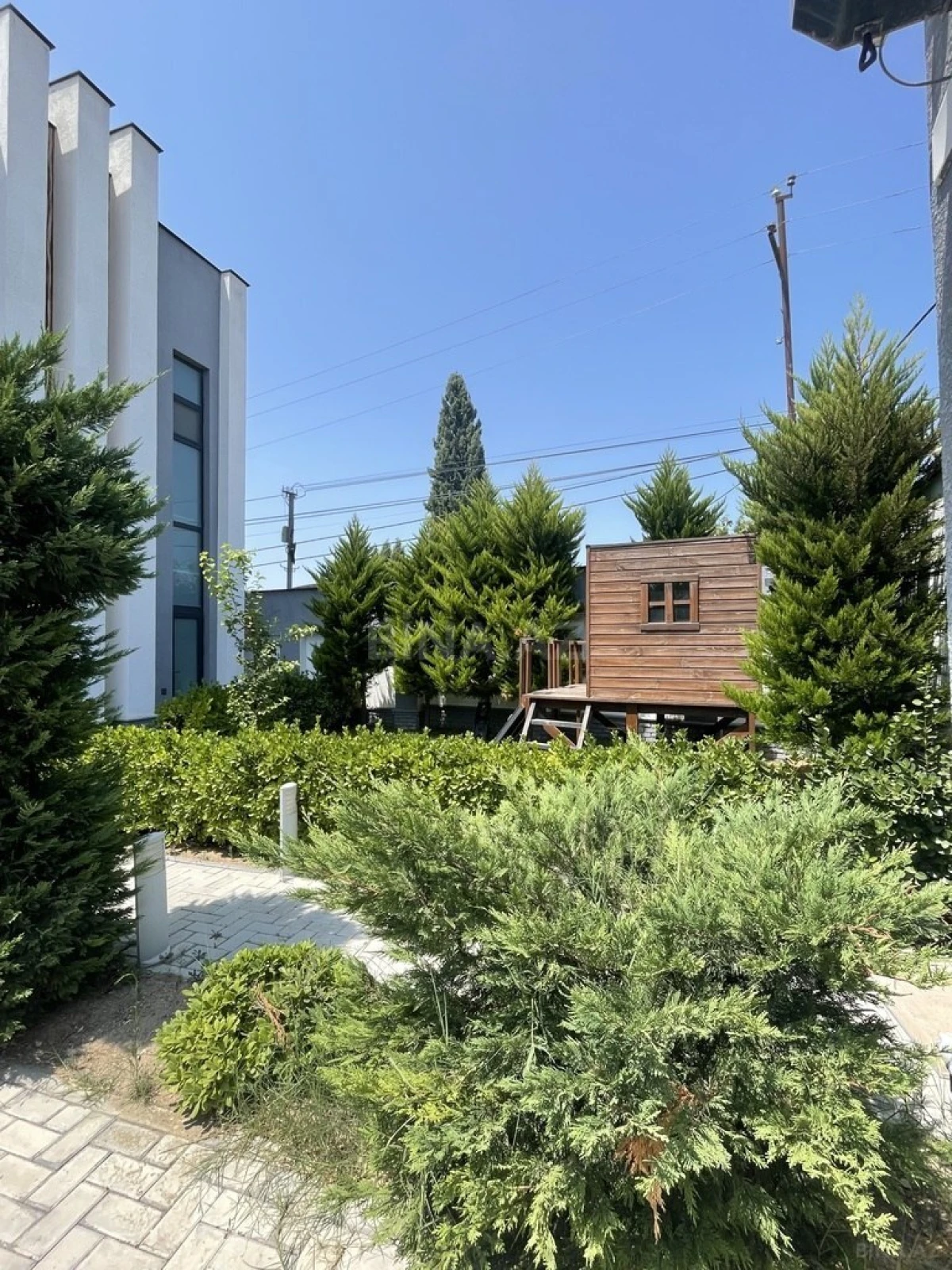 Kirayə verilir 4 otaqlı həyət evi 300 m²