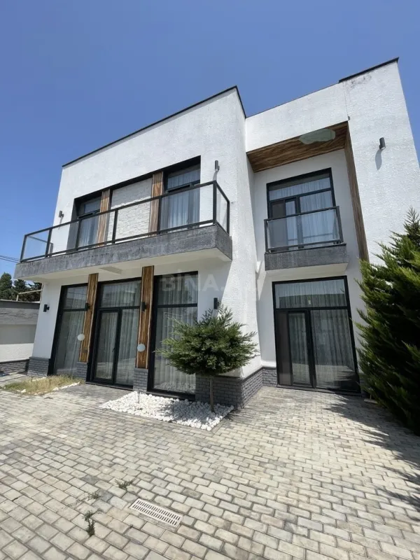 Kirayə verilir 4 otaqlı həyət evi 300 m²