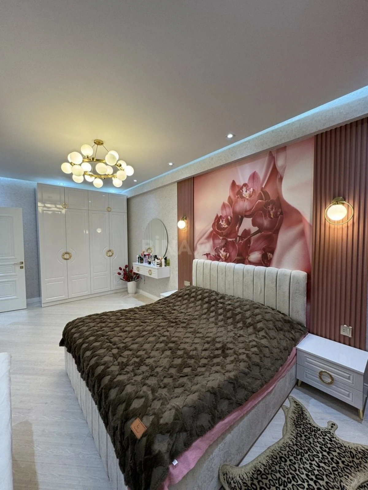 Satılır 3 otaqlı mənzil 100 m²