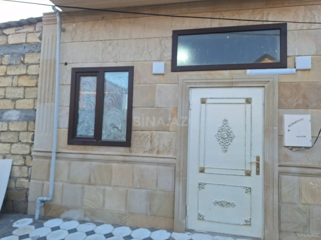 Satılır 4 otaqlı həyət evi 63 m²