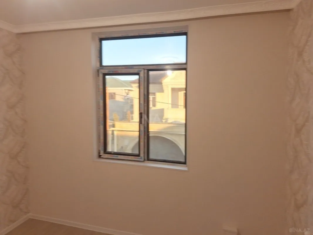 Satılır 4 otaqlı həyət evi 63 m²