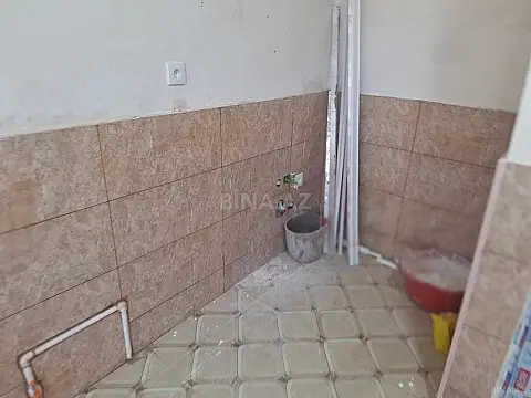 Satılır 4 otaqlı həyət evi 63 m²
