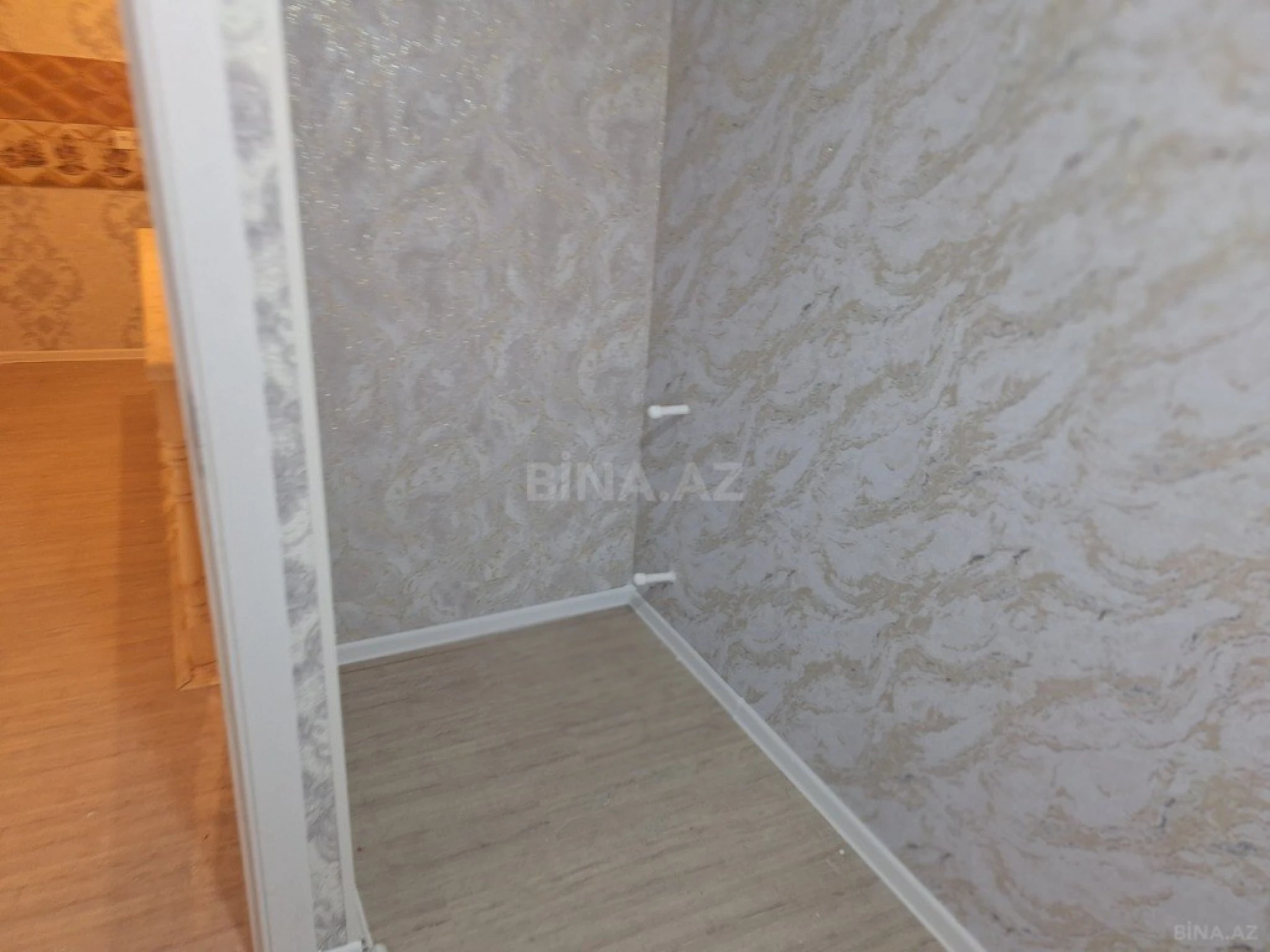 Satılır 4 otaqlı həyət evi 63 m²