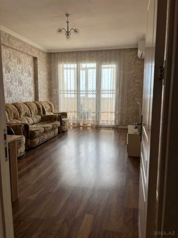 Satılır 4 otaqlı mənzil 103 m²