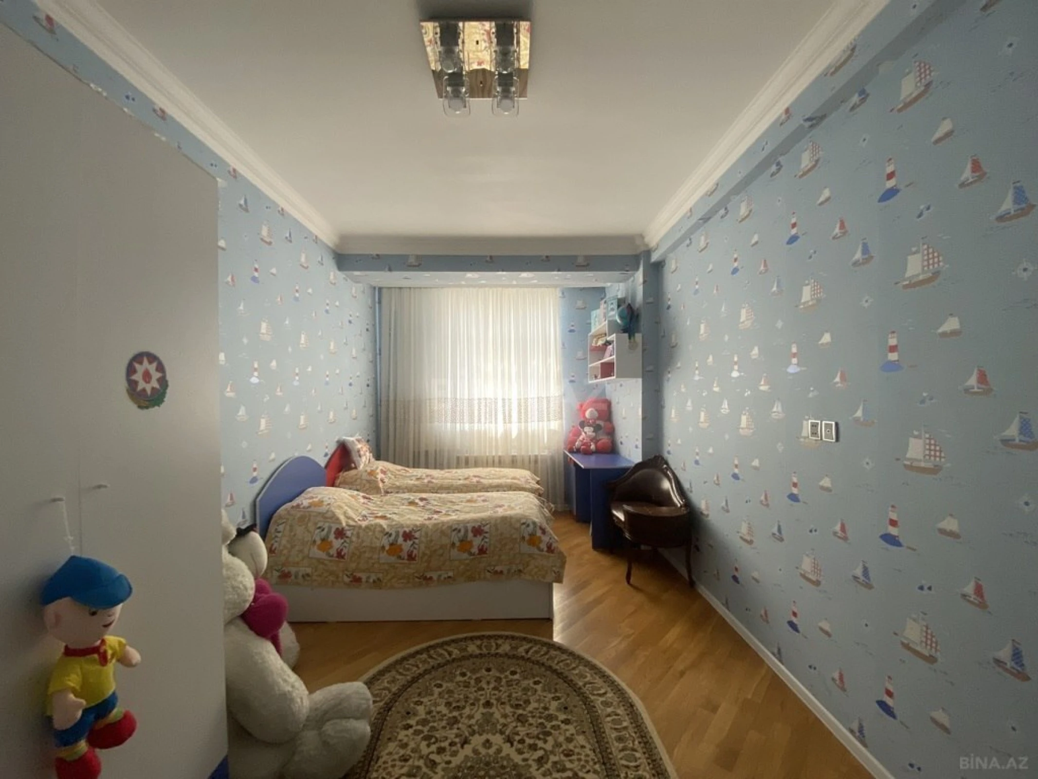 Satılır 3 otaqlı mənzil 154 m²