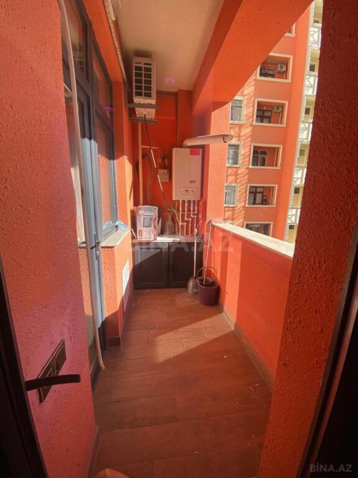 Kirayə verilir 2 otaqlı mənzil 75 m²