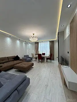 Satılır 3 otaqlı mənzil 125 m²