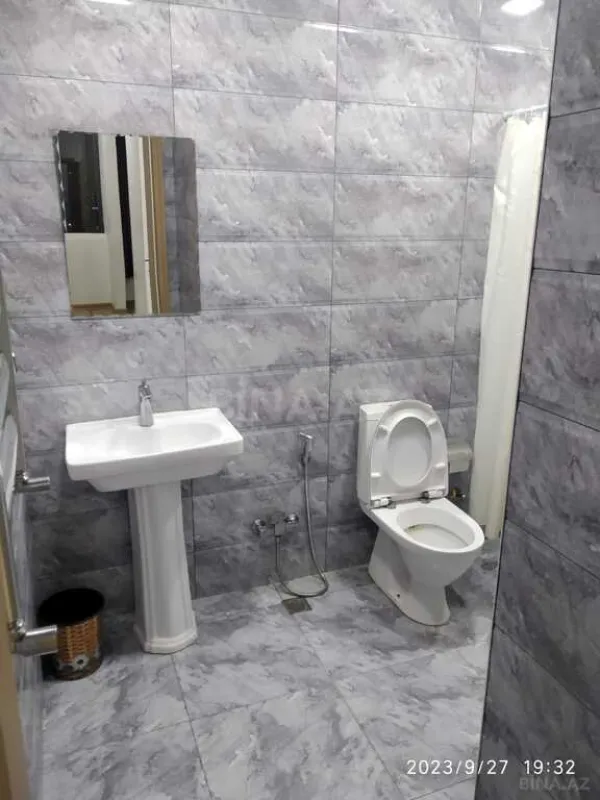Kirayə verilir 2 otaqlı mənzil 50 m²
