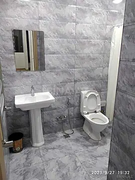 Kirayə verilir 2 otaqlı mənzil 50 m²