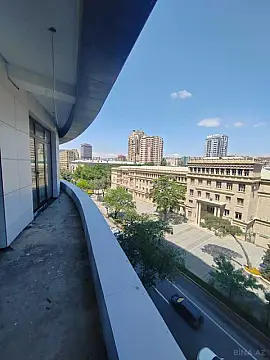 Satılır 1 otaqlı mənzil 45 m²