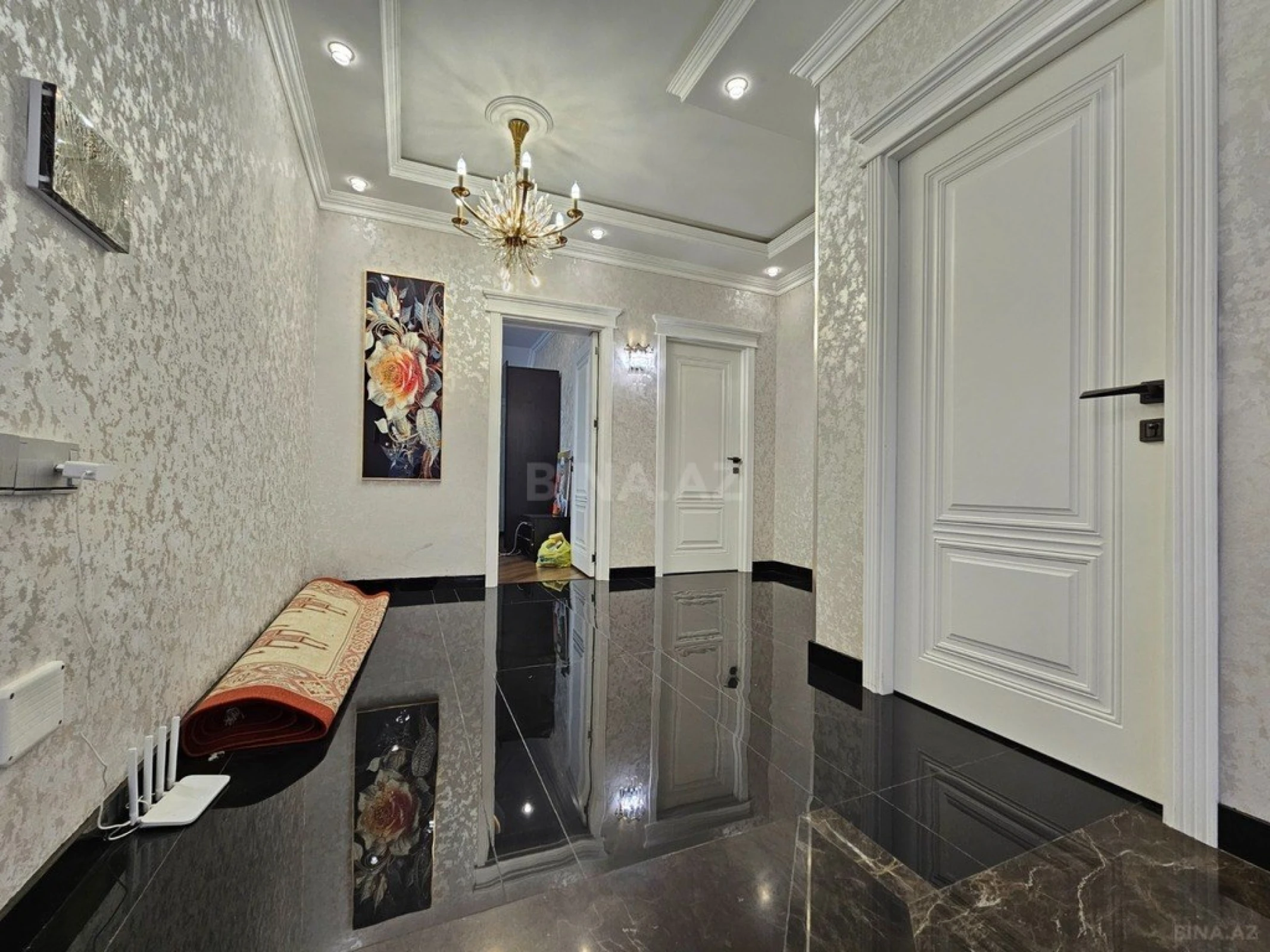 Satılır 4 otaqlı həyət evi 270 m²