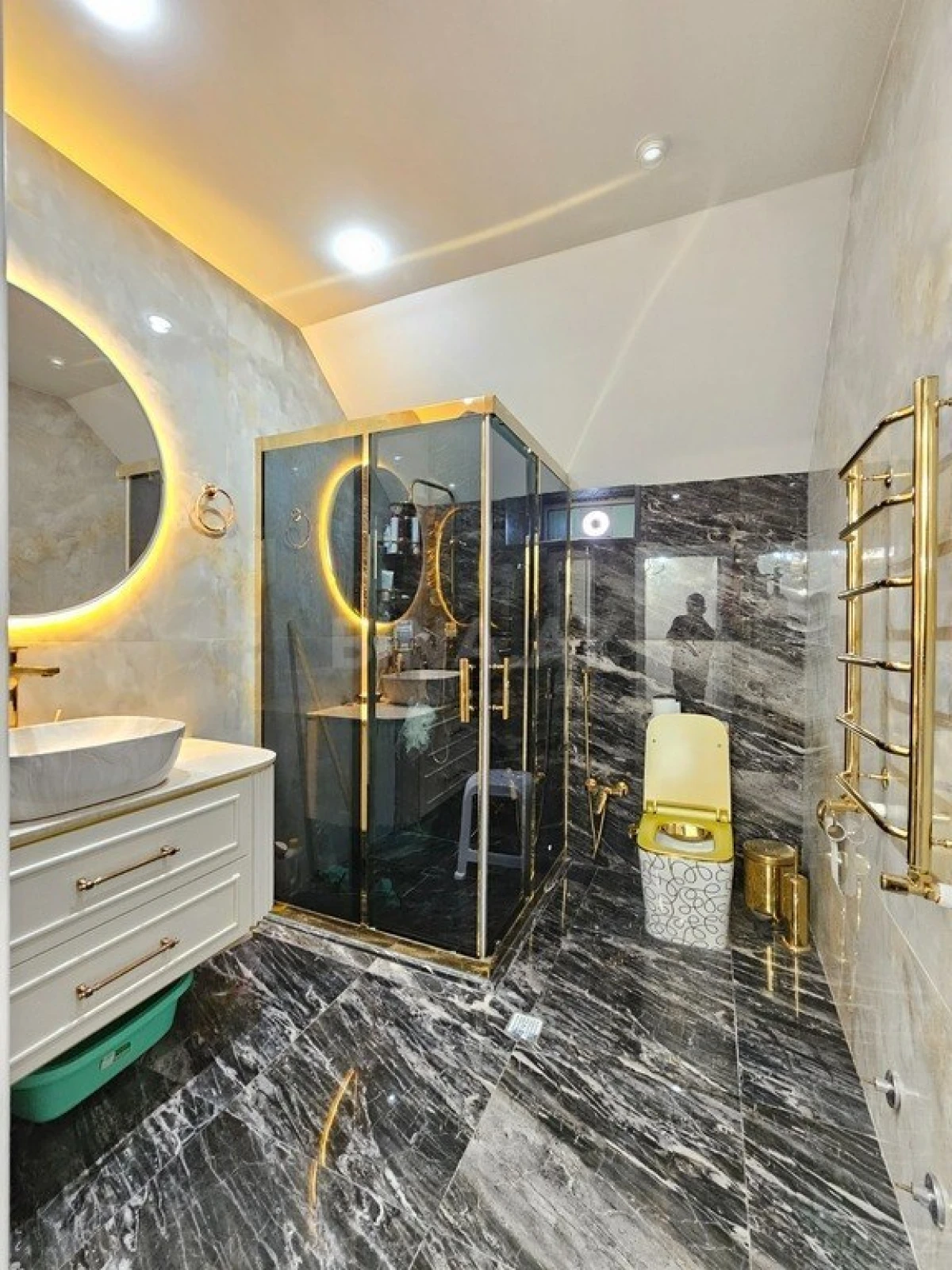 Satılır 4 otaqlı həyət evi 270 m²