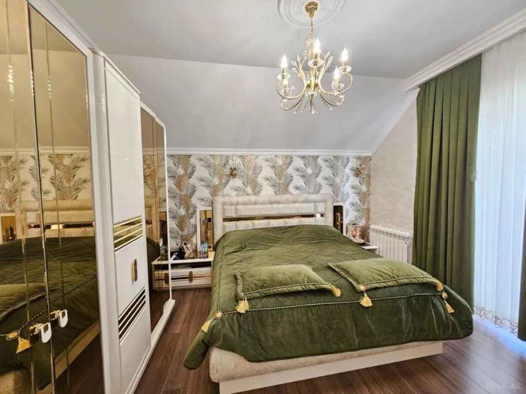 Satılır 4 otaqlı həyət evi 270 m²