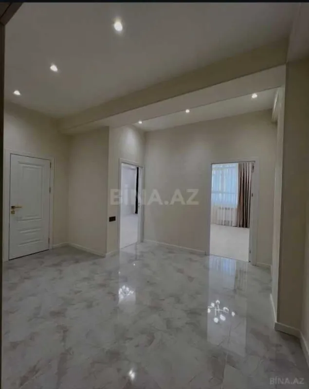 Satılır 2 otaqlı mənzil 67 m²