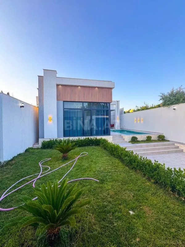 Satılır 4 otaqlı həyət evi 160 m²