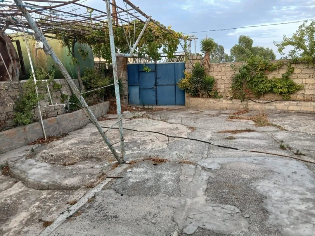 Satılır torpaq sahəsi 16 m²