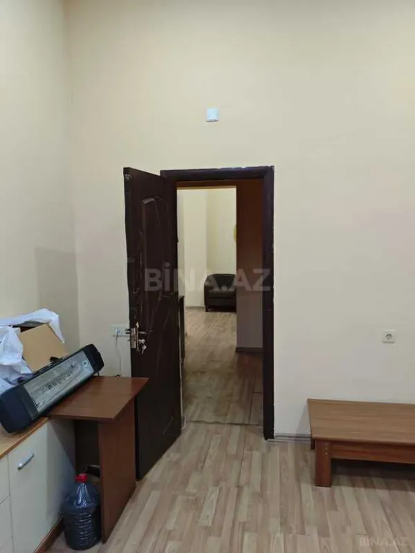 Satılır obyekt 178 m²