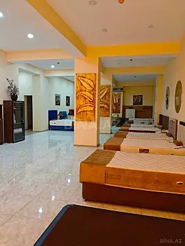 Satılır obyekt 178 m²