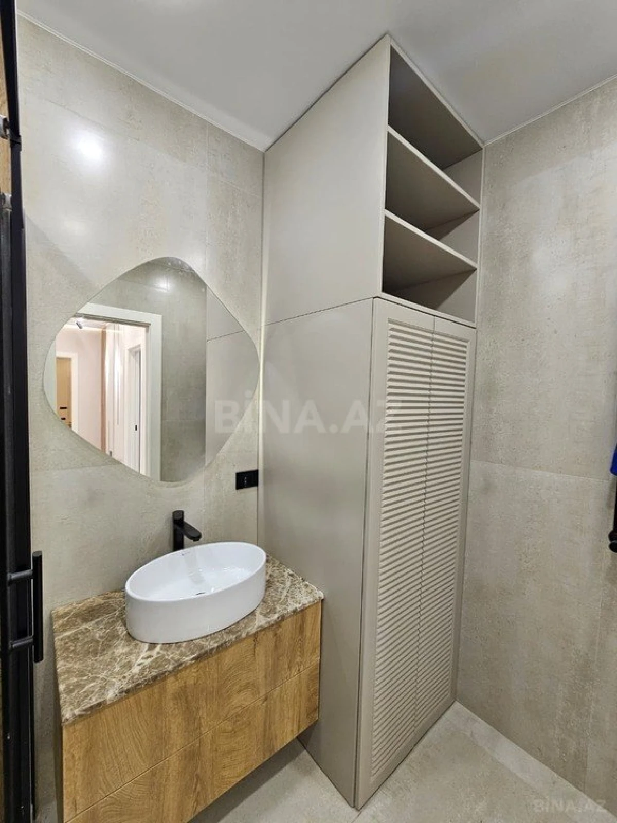 Satılır 3 otaqlı mənzil 110 m²