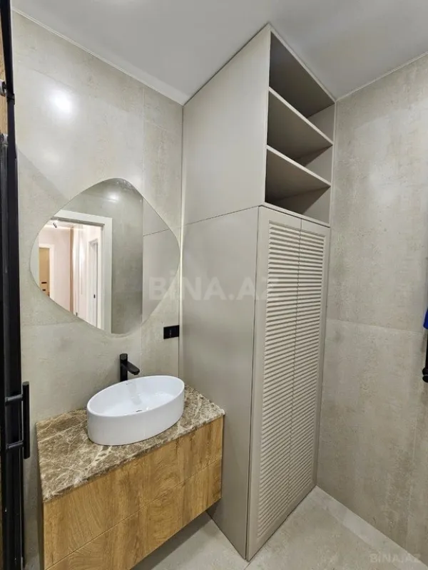 Satılır 3 otaqlı mənzil 110 m²