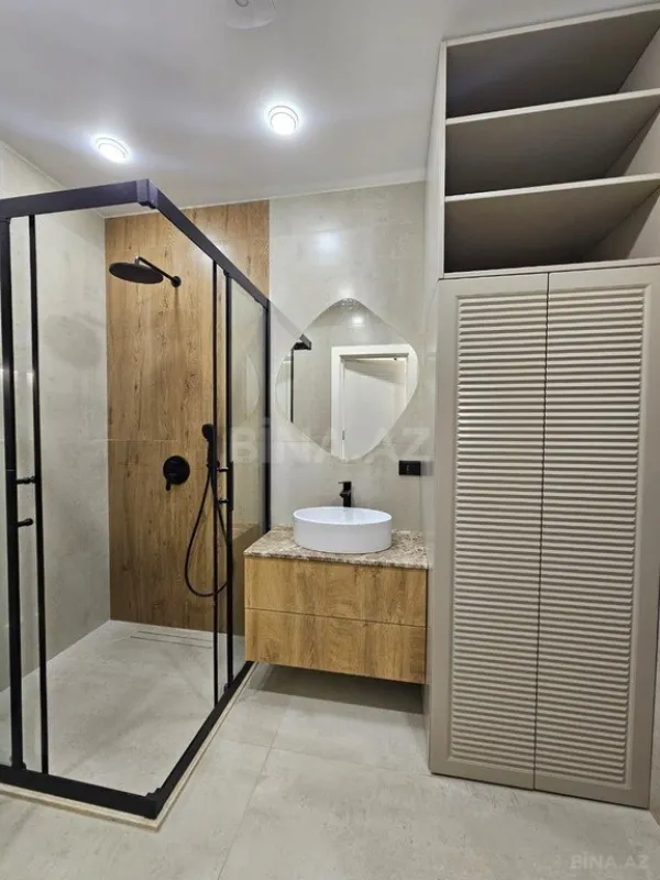 Satılır 3 otaqlı mənzil 110 m²